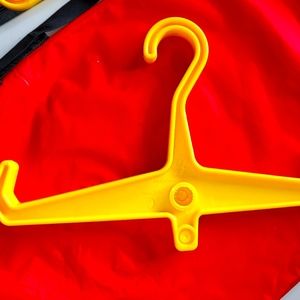 BCD or heavy vest gear hanger